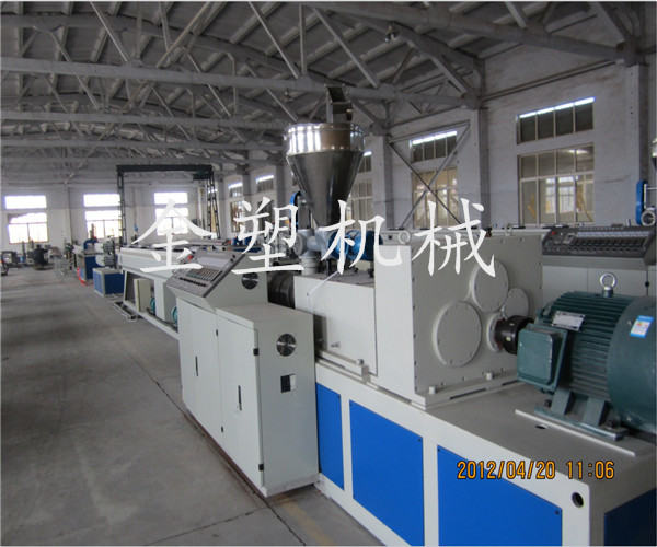 PVC排水管生產線